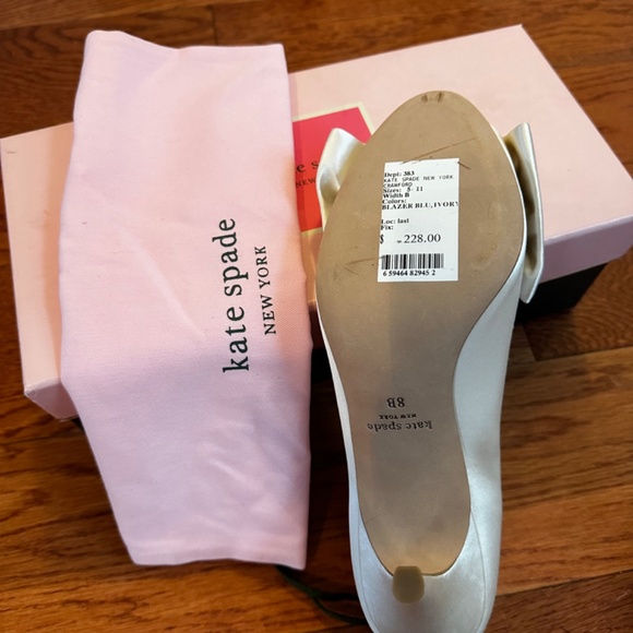 Kate Spade Crawford Peep Toe Pump - Picture 8 of 8